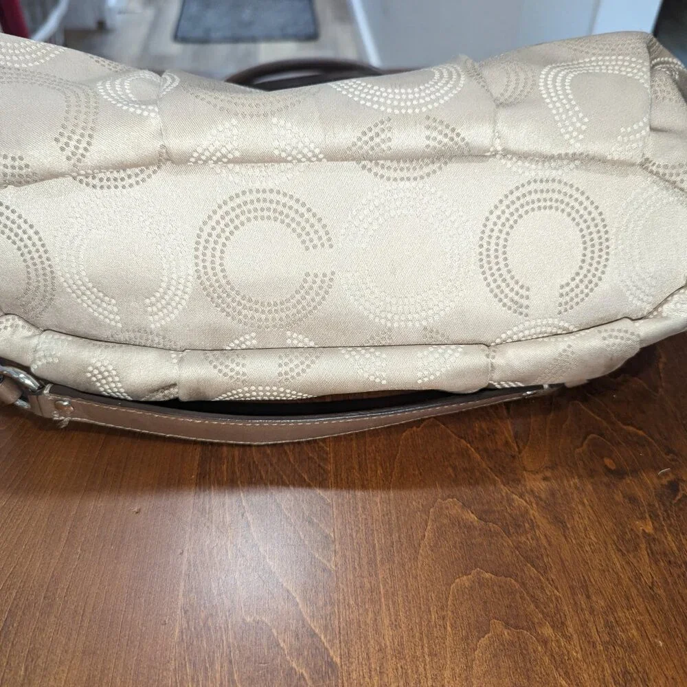 Good Used Condition Coach Khaki Canvas and Leather Satchel Bag. - Picture 5 of 10